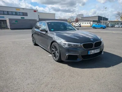 Gebraucht BMW M550 Performance 400 PS (294 kW) 2018 Grau Kombi