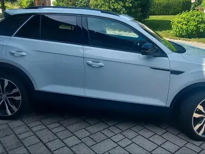 Używany VW T-Roc Sport 150 KM (110 kW) 2021 Biały SUV