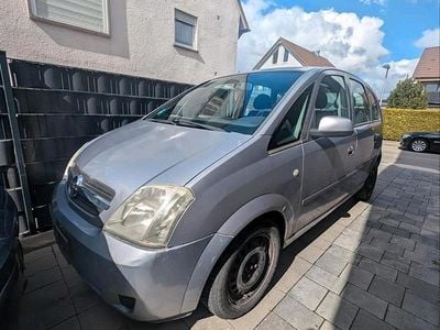 Gebraucht Opel Meriva 90 PS (66 kW) 2005 Silber Van / Kleinbus
