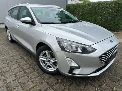 Gebraucht Ford Focus Cool & Connect 120 PS (88 kW) 2020 Silber Kombi