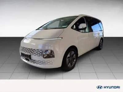 Gebraucht Hyundai Staria Prime 224 PS (164 kW) 2025 Weiß Van / Kleinbus