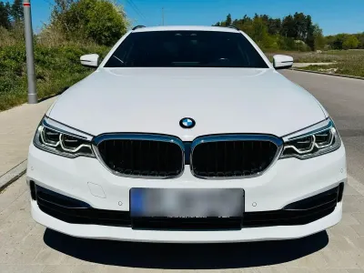 Gebraucht BMW 520 M Sport 190 PS (139 kW) 2019 Weiß Kombi