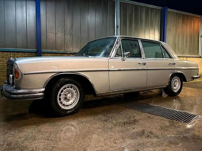 Silber Gebraucht 1971 Mercedes W109 Limousine | 26.000 €