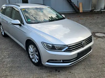 Gebraucht VW Passat 150 PS (110 kW) 2015 Silber Kombi