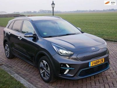 Grau Gebraucht 2020 Kia e-Niro SUV | 14.519 € (Fairer Preis)