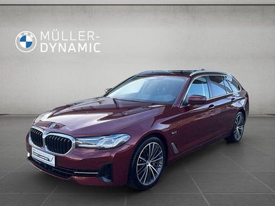 Aventurinrot Gebraucht 2022 BMW 530e Sport Line Kombi | 31.910 € (Guter Preis)