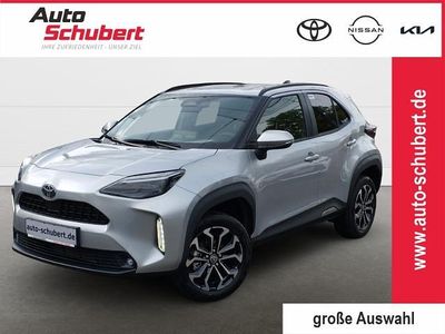 Silber Neu 2025 Toyota Yaris Hybrid SUV | 27.480 € (Guter Preis)
