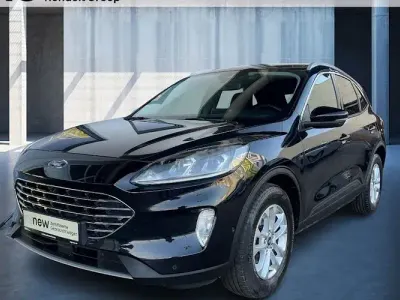 Używany Ford Kuga Titanium 120 KM (88 kW) 2022 Czarny SUV