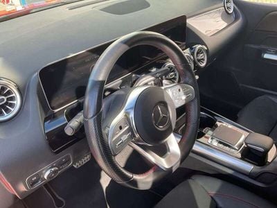 Mercedes B200