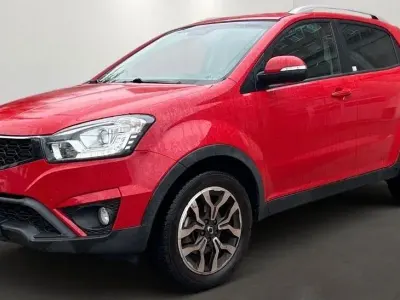 Usata SsangYong Korando Crystal 178 CV (130 kW) 2016 Rosso SUV
