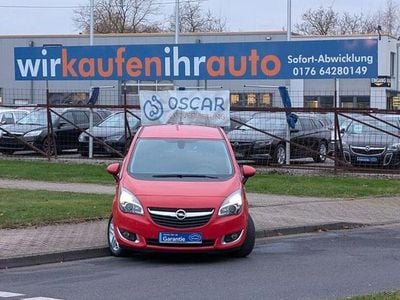 Rot Gebraucht 2016 Opel Meriva drive Van / Kleinbus | 7.499 € (Fairer Preis)