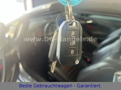 Usata Opel Cascada Innovation 140 CV (102 kW) 2016 Blu Cabrio