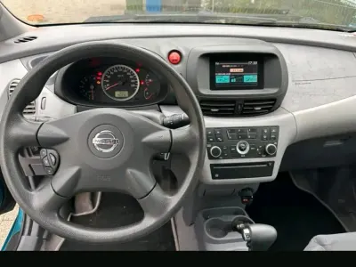 Gebraucht Nissan Almera Tino 116 PS (85 kW) 2004 Blau Van / Kleinbus