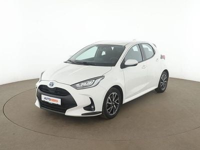 Gebraucht Toyota Yaris Hybrid Team 2022 Weiß Limousine