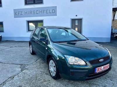 Gebraucht 2005 Ford Focus Ambiente Limousine | 1.999 € (Guter Preis)