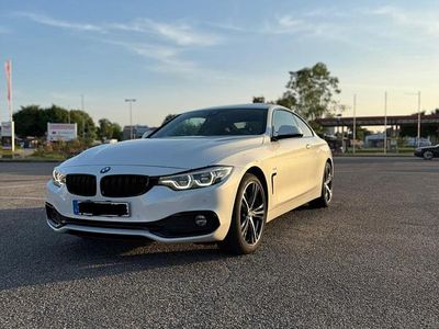 Weiß Gebraucht 2017 BMW 420 Sport Line Coupé | 25.999 € (Teuer)