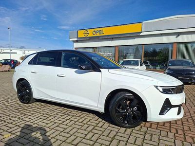Weiß Gebraucht 2024 Opel Astra Limousine | 18.490 € (Superpreis)