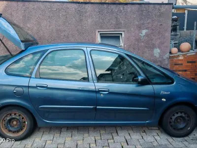 Gebraucht Citroën Xsara Picasso 70 PS (51 kW) 2005 Grau Van / Kleinbus