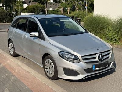 Mercedes B180