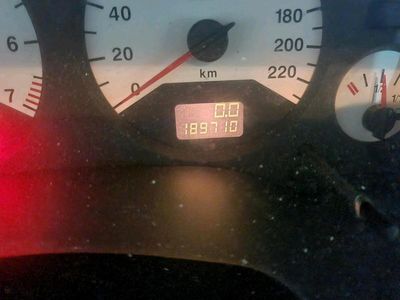 Second-hand Opel Zafira 125 CP (91 kW) 2005 Argintiu Monovolum