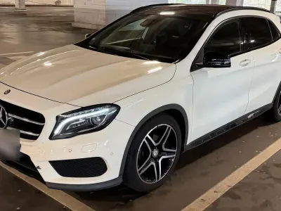 Usata Mercedes GLA200 AMG 136 CV (100 kW) 2016 Bianco SUV