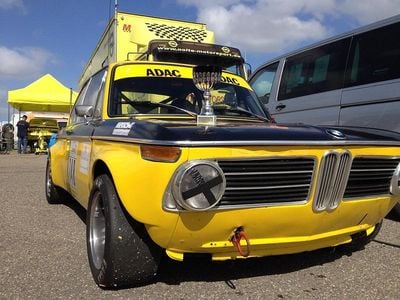 Gelb Gebraucht 1973 BMW 2002 Limousine | 33.333 €