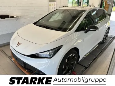 Gebraucht Cupra Born 150 kW (204 PS) 2024 Weiß (eisweiß) Kleinwagen
