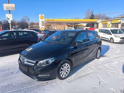 Gebraucht Mercedes B200 136 PS (100 kW) 2019 Kosmosschwarz Van / Kleinbus