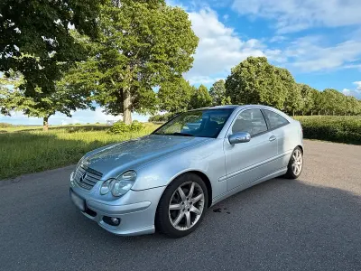 Używany Mercedes C230