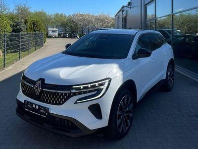 Second-hand Renault Austral Techno 158 CP (116 kW) 2024 Alb SUV