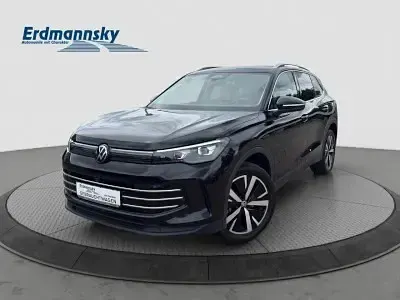 Gebraucht VW Tiguan Elegance 193 PS (141 kW) 2024 Schwarz SUV