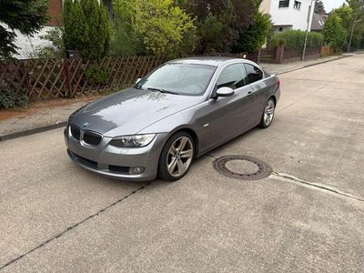 BMW 325