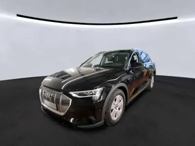 Usata Audi e-tron Ambiente 300 kW (408 CV) 2022 Nero SUV