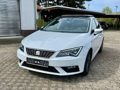 Gebraucht Seat Leon XCELLENCE 131 PS (96 kW) 2019 Weiß Limousine