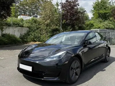 Gebraucht Tesla Model 3 RWD 239 kW (325 PS) 2022 Schwarz Limousine