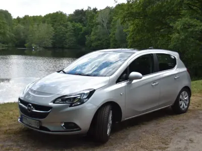 Używany Opel Corsa Innovation 101 KM (74 kW) 2016 Srebrny Hatchback