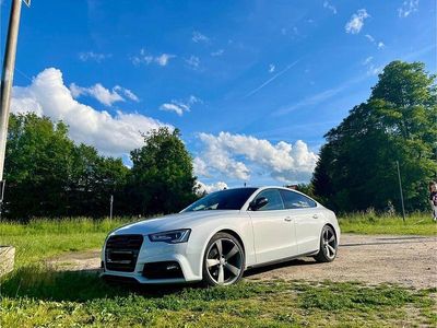 Gebraucht Audi A5 Sportback Sport 190 PS (139 kW) 2016 Weiß Kleinwagen