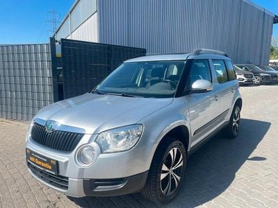 Second-hand Skoda Yeti Ambition 122 CP (89 kW) 2011 Argintiu SUV