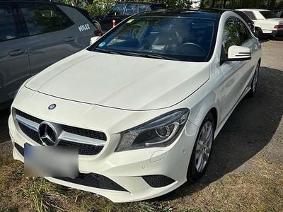 Mercedes CLA200