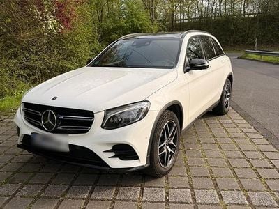 Usata Mercedes GLC250 AMG line 211 CV (155 kW) 2018 Bianco SUV