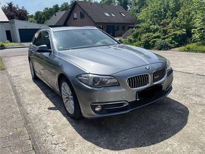 Usata BMW 520 Luxury Line 190 CV (139 kW) 2016 Grigio Station wagon