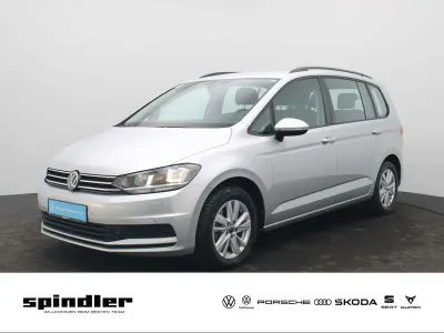 Gebraucht VW Touran Comfortline 150 PS (110 kW) 2024 Silber Van / Kleinbus
