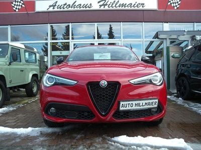 Rot Gebraucht 2023 Alfa Romeo Stelvio Veloce SUV | 27.777 € (Fairer Preis)