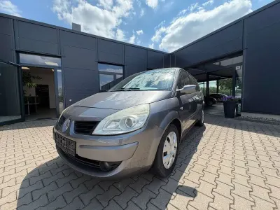 Gebraucht Renault Grand Scénic II Avantage 111 PS (81 kW) 2008 Graumet. Van / Kleinbus