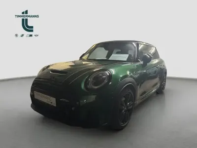 Gebraucht Mini John Cooper Works 178 PS (130 kW) 2022 Grün Kleinwagen