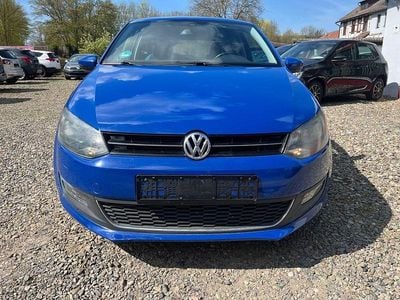 Gebraucht VW Polo Life 75 PS (55 kW) 2013 Blau Kleinwagen
