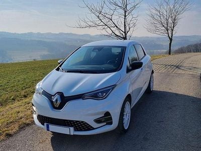 Usata Renault Zoe Iconic 100 kW (136 CV) 2023 Bianco Utilitaria
