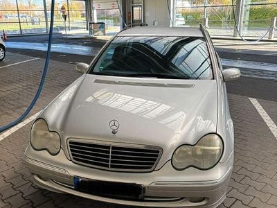 Mercedes C200