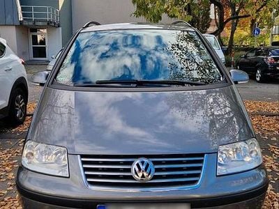 VW Sharan