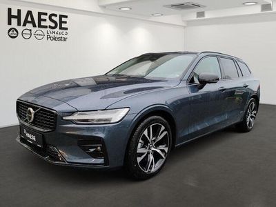 Gebraucht Volvo V60 Plus 197 PS (144 kW) 2024 Blau Kombi
